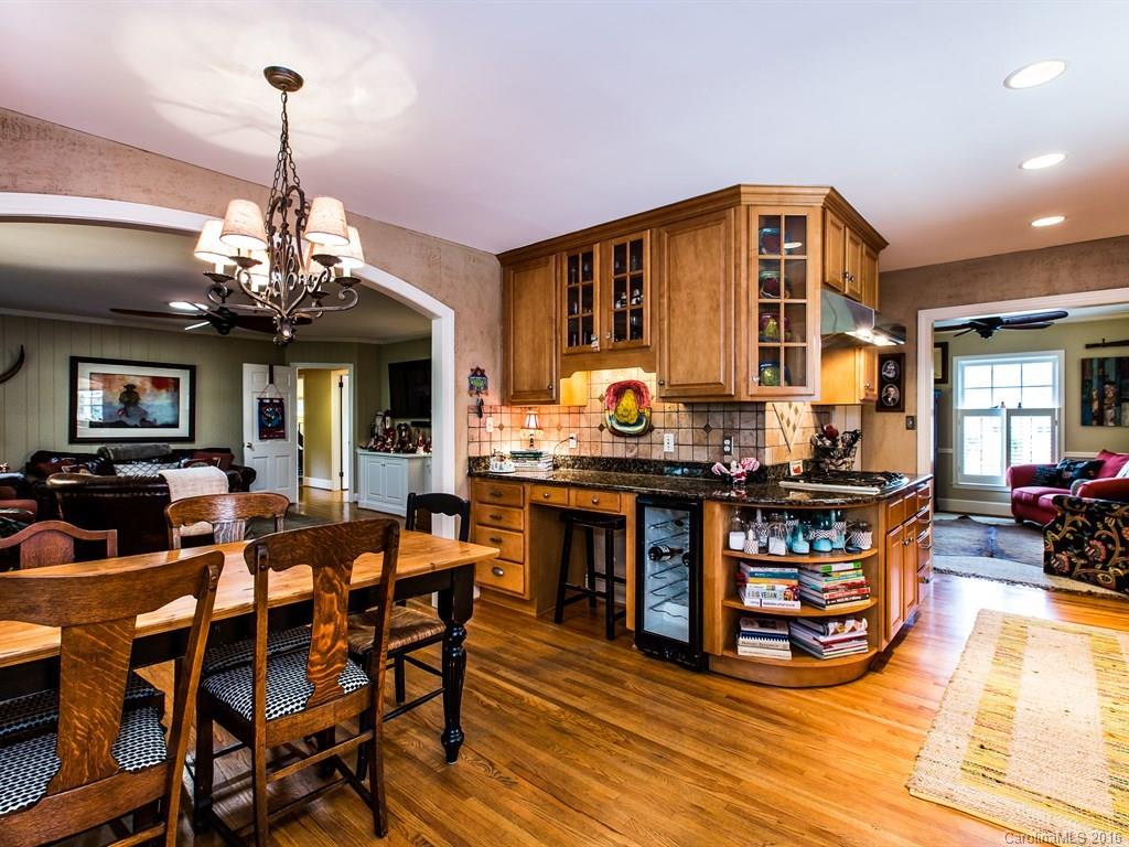 3818 Fellsway Road Charlotte, NC 28209 - Photo 8 of 23 Gallery Image 8