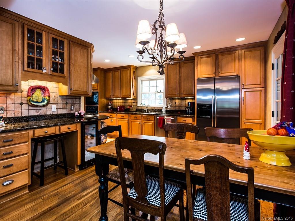 3818 Fellsway Road Charlotte, NC 28209 - Photo 10 of 23 Gallery Image 10