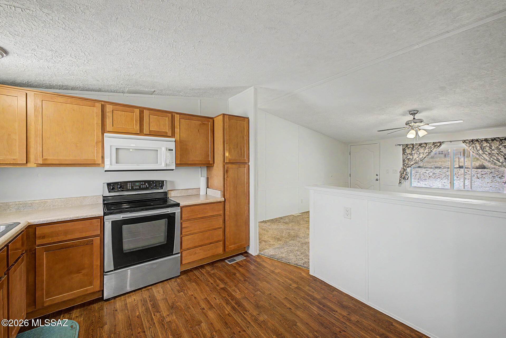 13255 South Hound Dog Road Vail, AZ 85641 - Photo 13 of 33