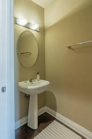 $385,000 | 950 West Huron Street, Unit 302, Chicago, IL 60642