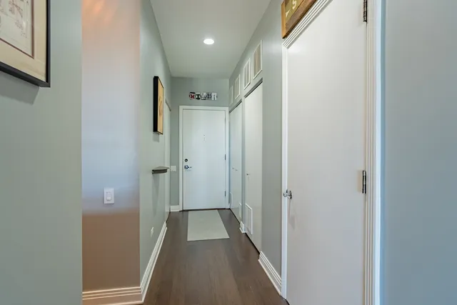 $385,000 | 950 West Huron Street, Unit 302, Chicago, IL 60642