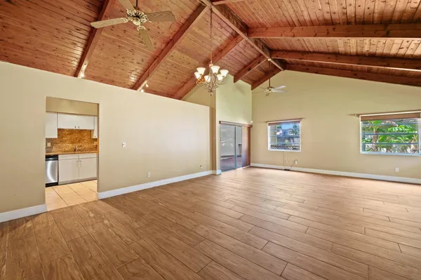 $3,400 | 2229 Nova Village Drive, Davie, FL 33317