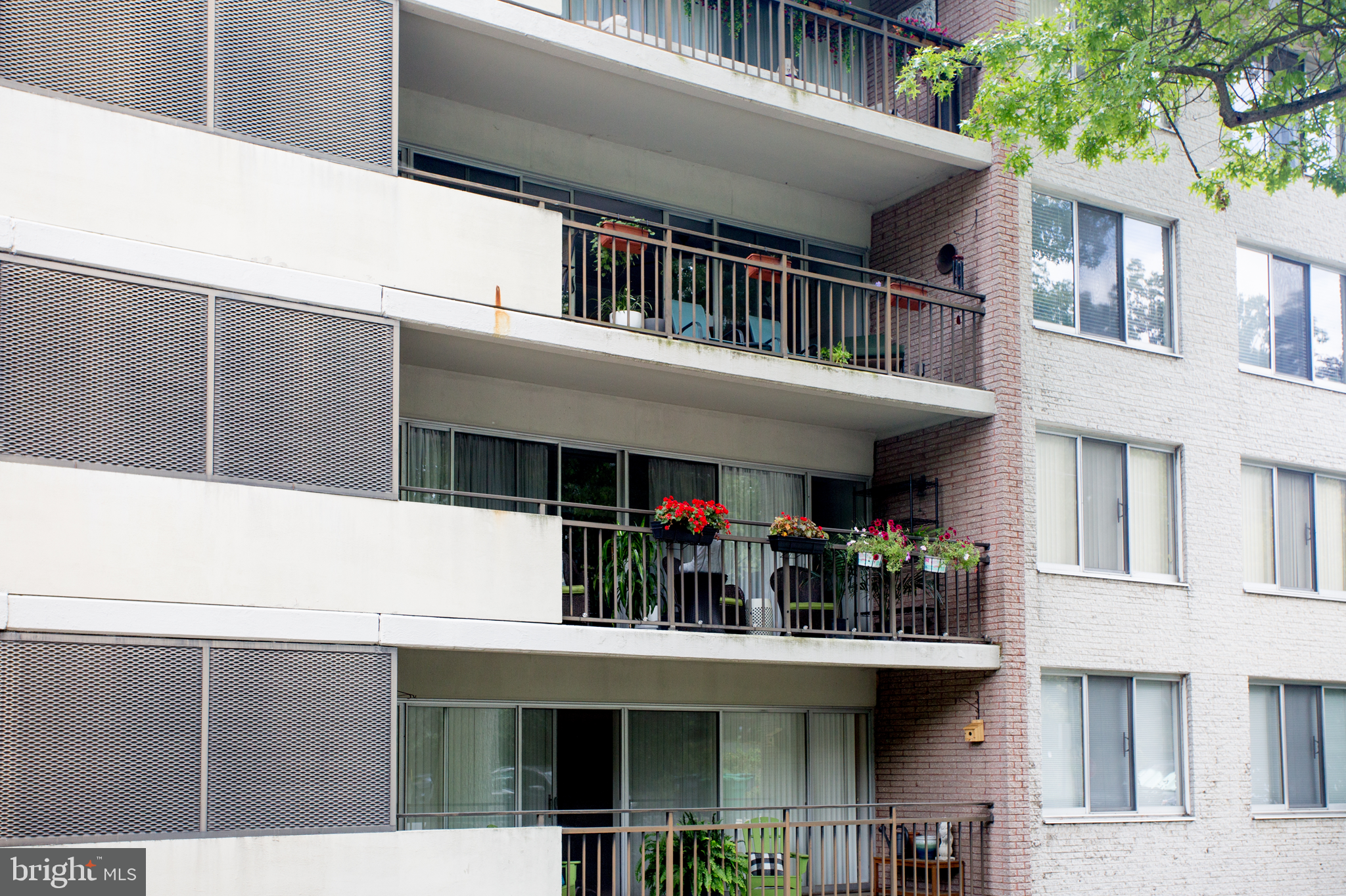 2304 Riddle Avenue, Unit 307 Wilmington, DE 19806 - Photo 3 of 23 a view of house with outdoor space