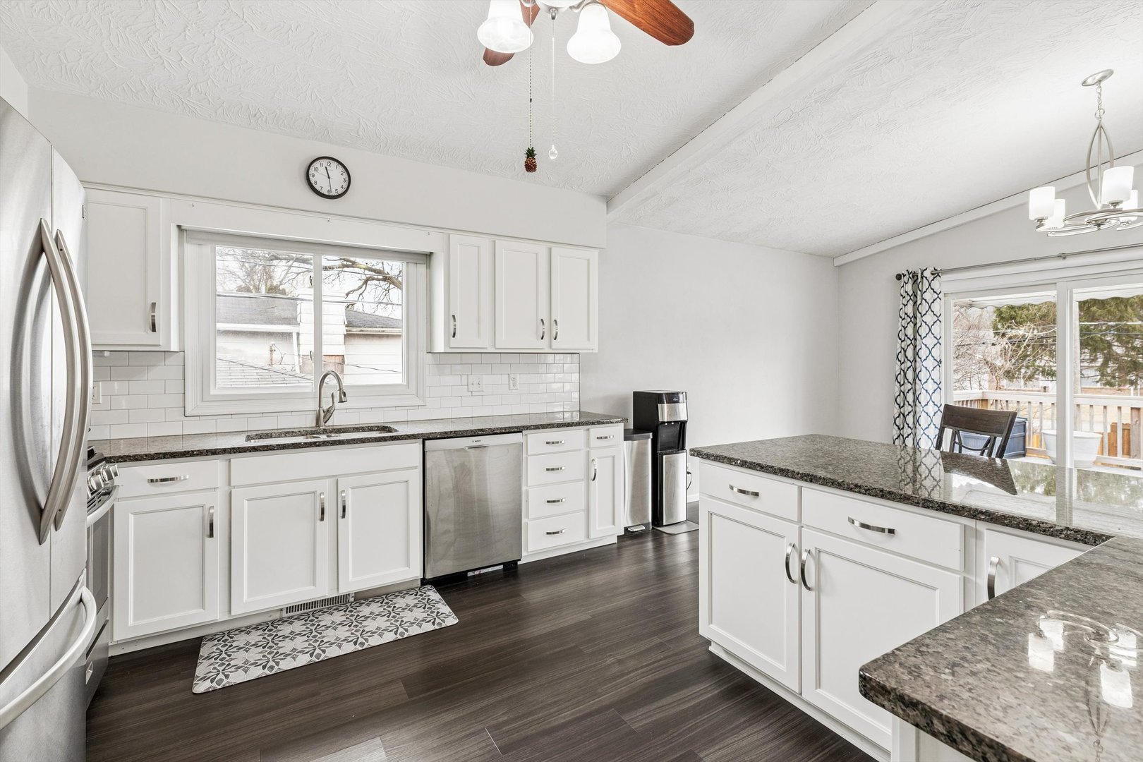 2501 2nd Street Moline, IL 61265 - Photo 14 of 45