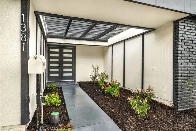 $1,150,000 | 1381 Penrith Lane, Tustin, CA 92780