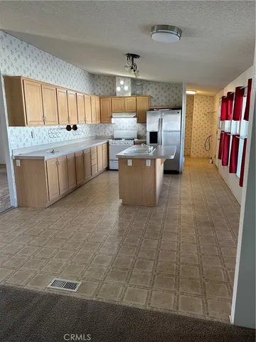 $99,999 | 20843 Waalew Road, Unit C83, Apple Valley, CA 92307