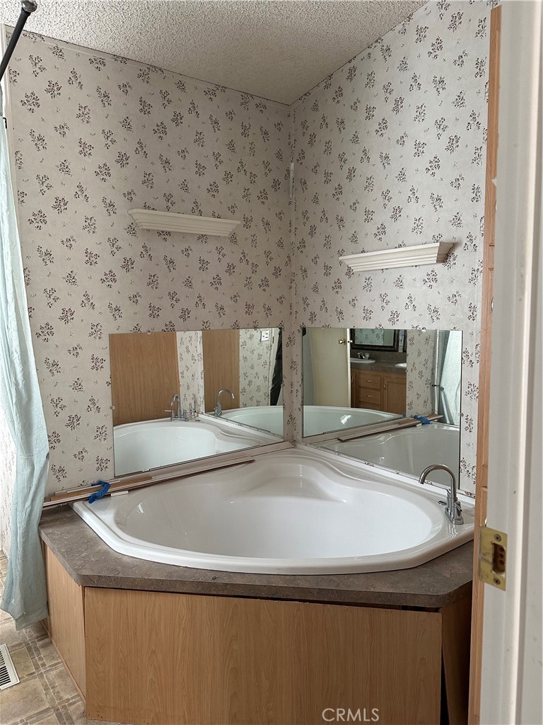 20843 Waalew Road, Unit C83 Apple Valley, CA 92307 - Photo 16 of 24