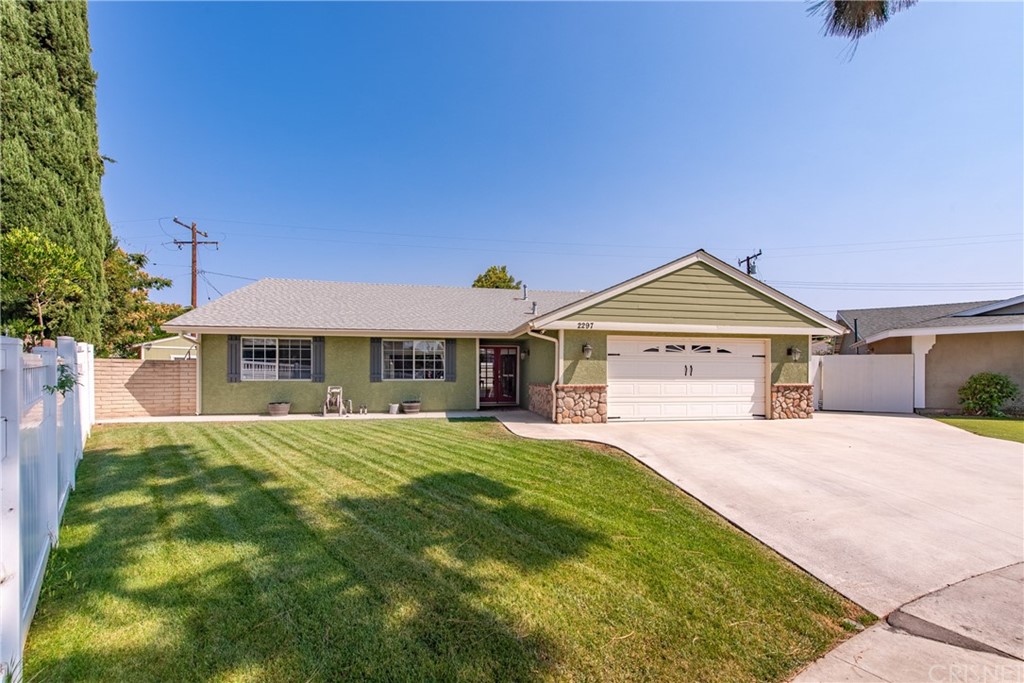 2297 Copley Street Simi Valley, CA 93063 - Photo 2 of 37
