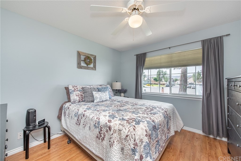 2297 Copley Street Simi Valley, CA 93063 - Photo 16 of 37