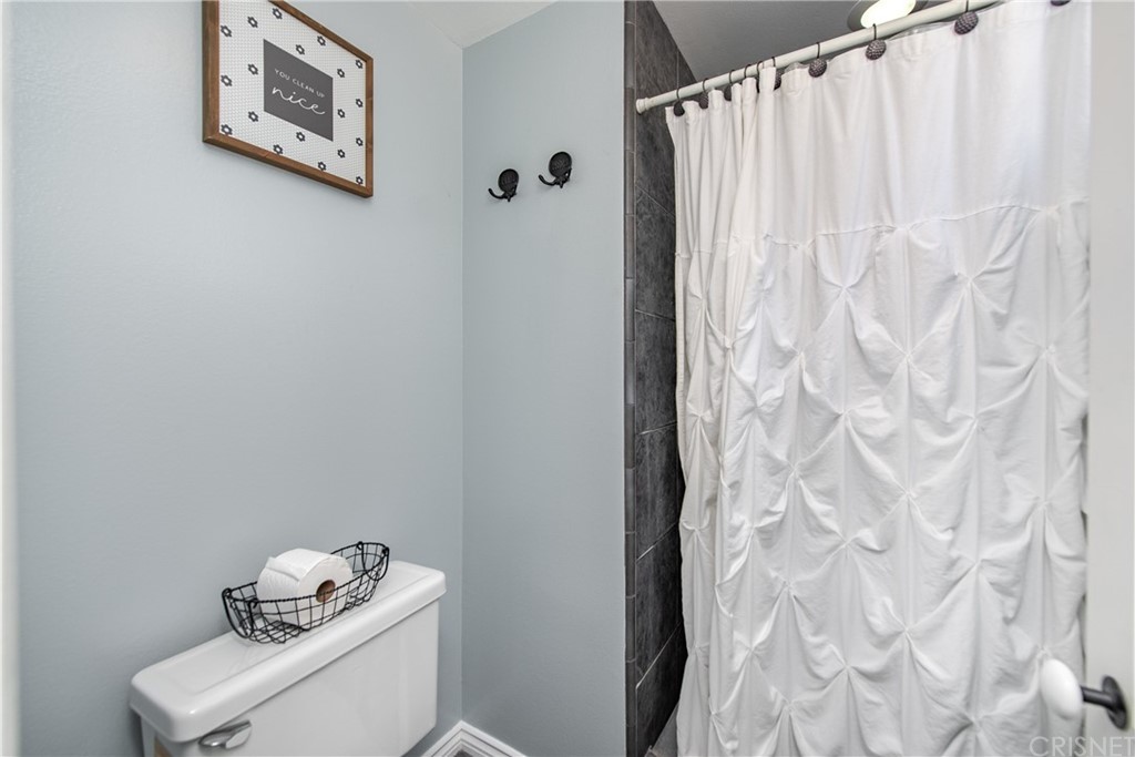 2297 Copley Street Simi Valley, CA 93063 - Photo 23 of 37