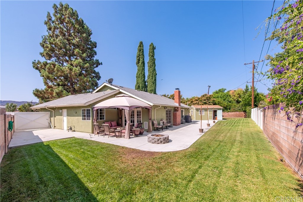 2297 Copley Street Simi Valley, CA 93063 - Photo 27 of 37