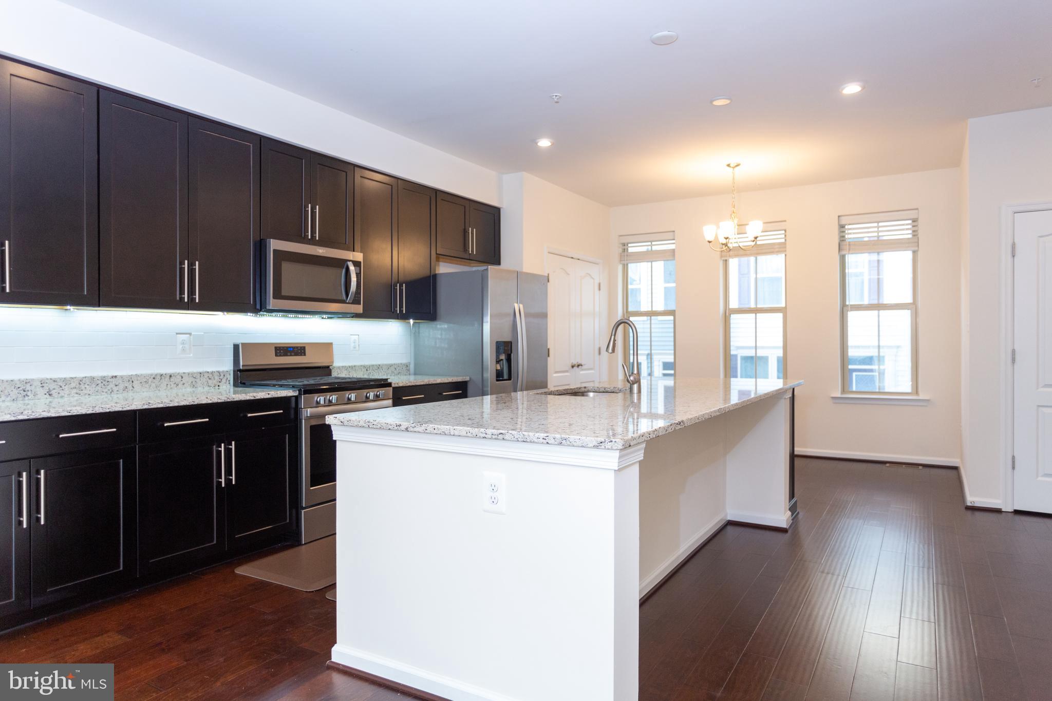 3214 Laurel Hill Road Hanover, MD 21076 - Photo 3 of 22 Beautiful spacious with lots of room!