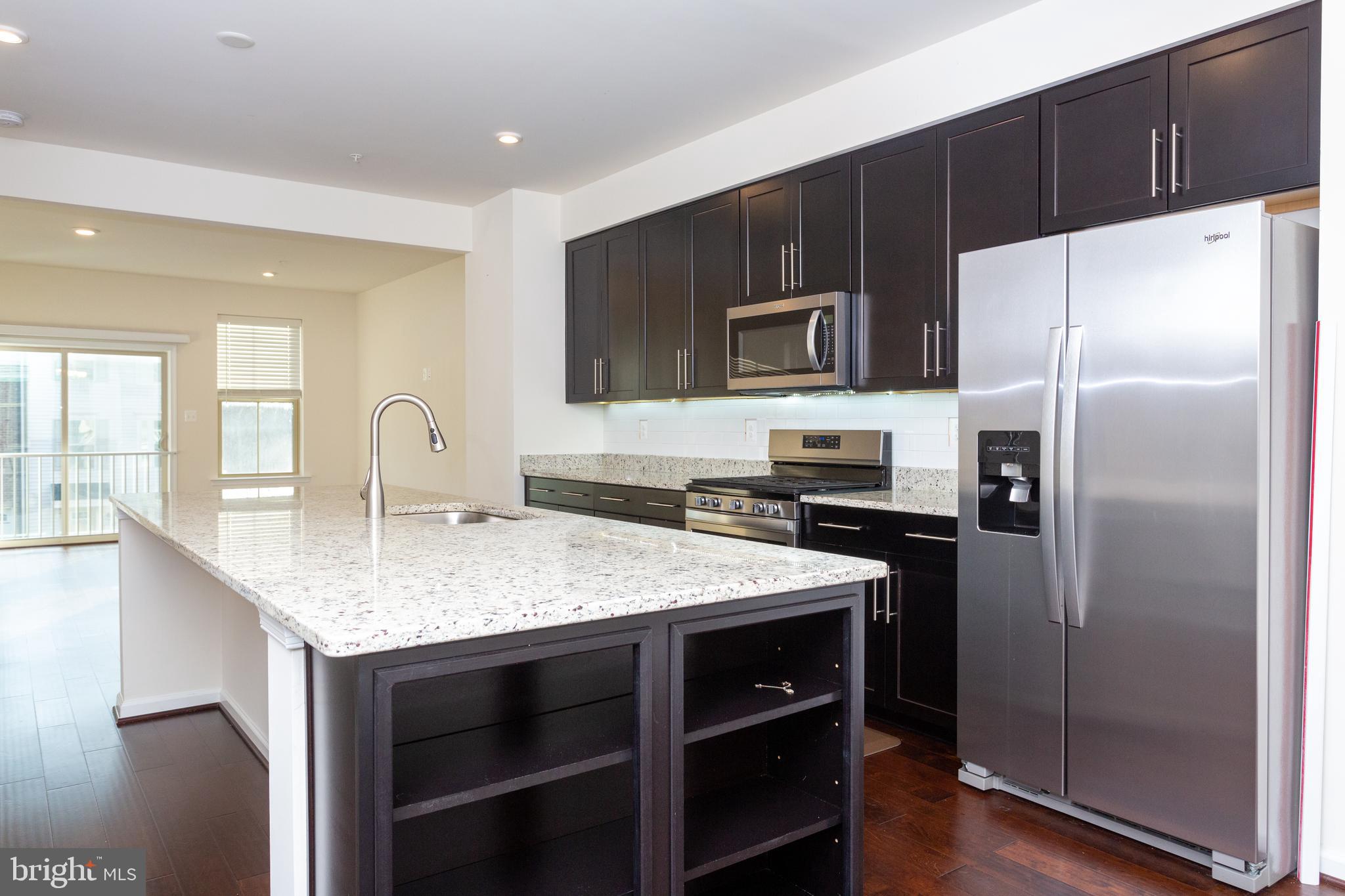 3214 Laurel Hill Road Hanover, MD 21076 - Photo 4 of 22 SS appliances and granite counters