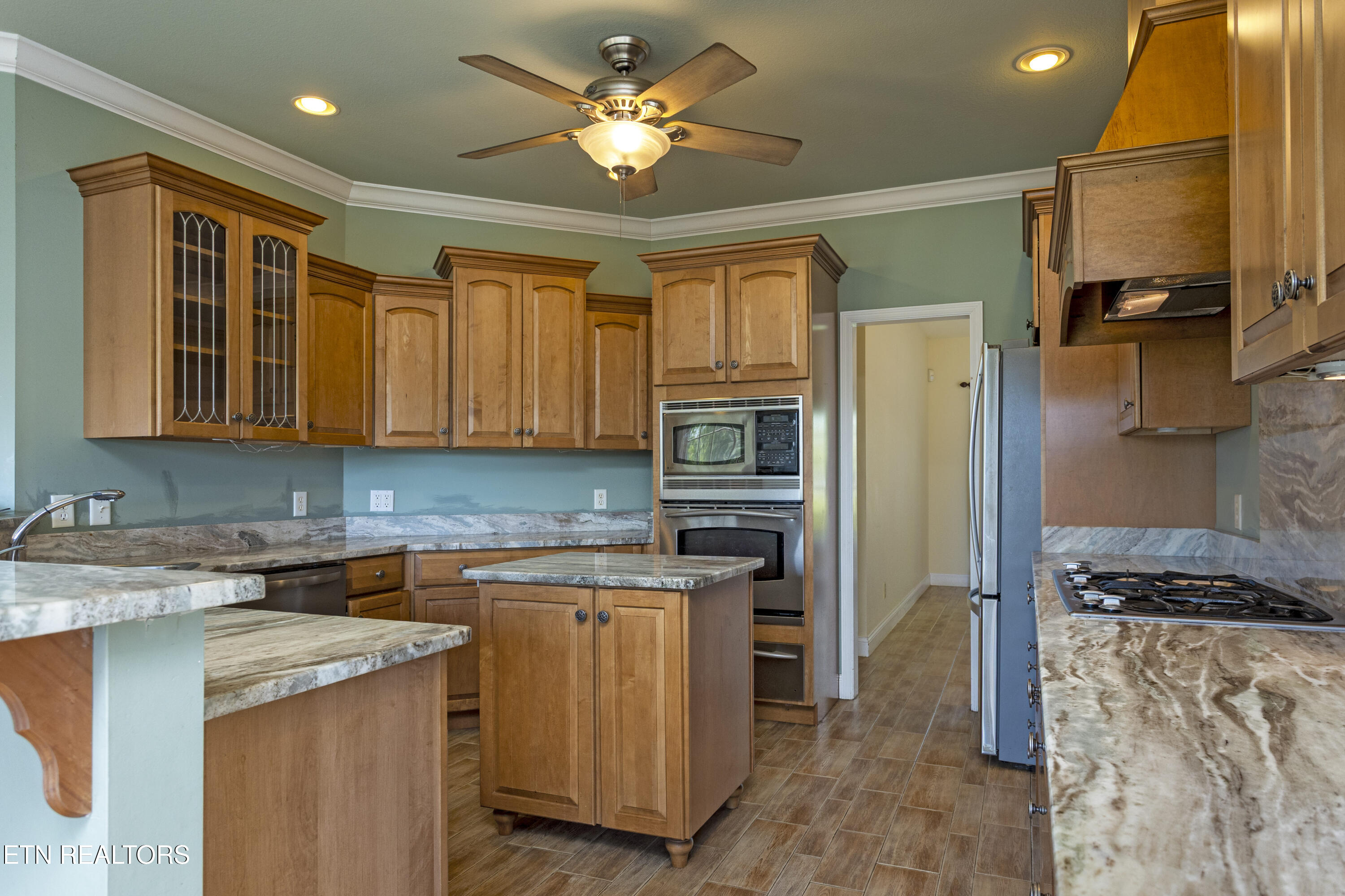 205 June Lane Spring City, TN 37381 - Photo 11 of 59 26