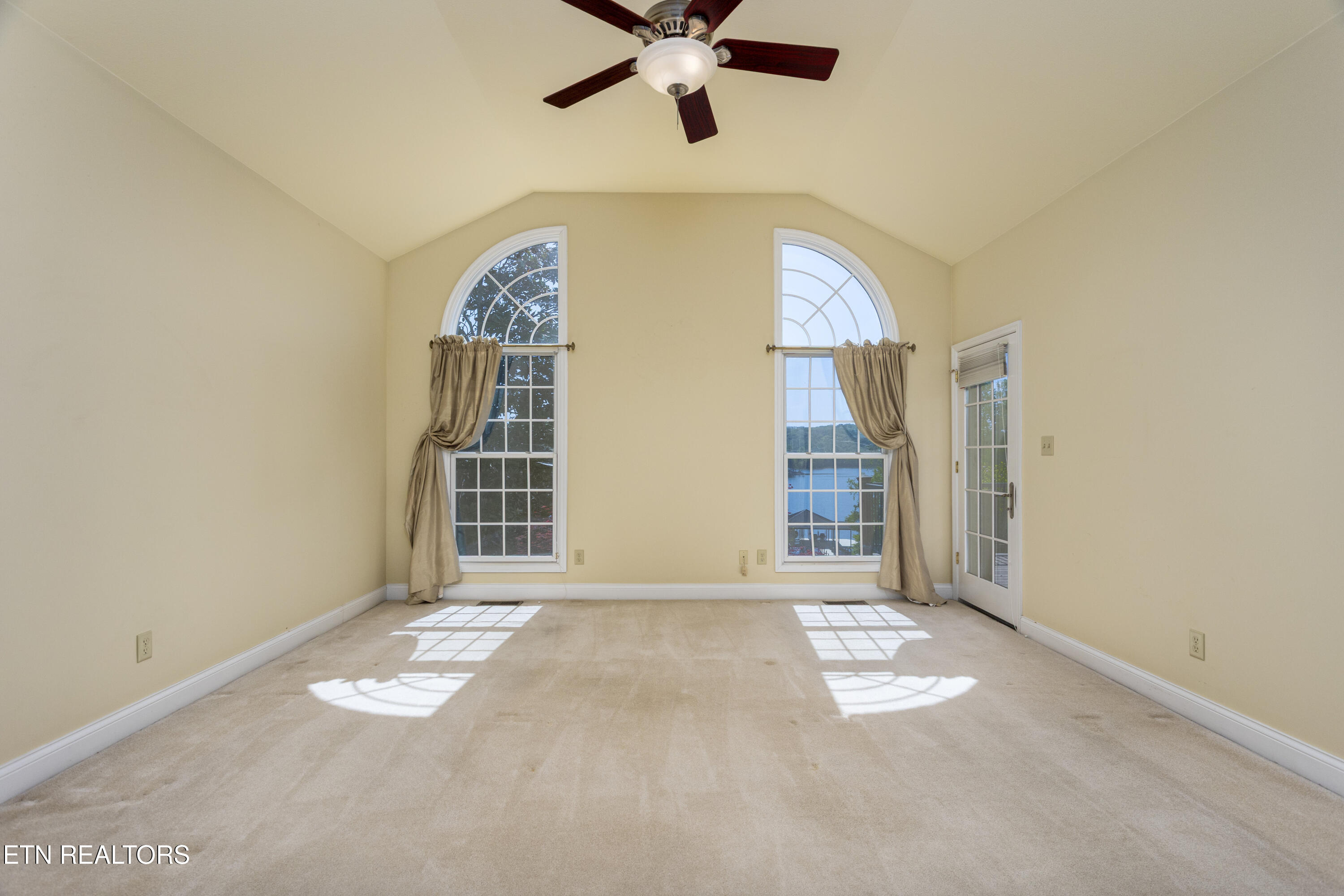 205 June Lane Spring City, TN 37381 - Photo 18 of 59 20
