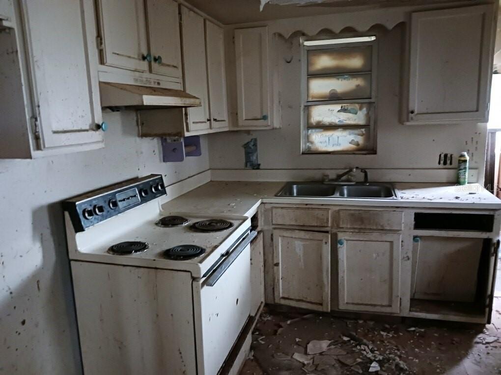 401 J Zoffay Road Frostproof, FL 33843 - Photo 2 of 5 Gallery Image 2