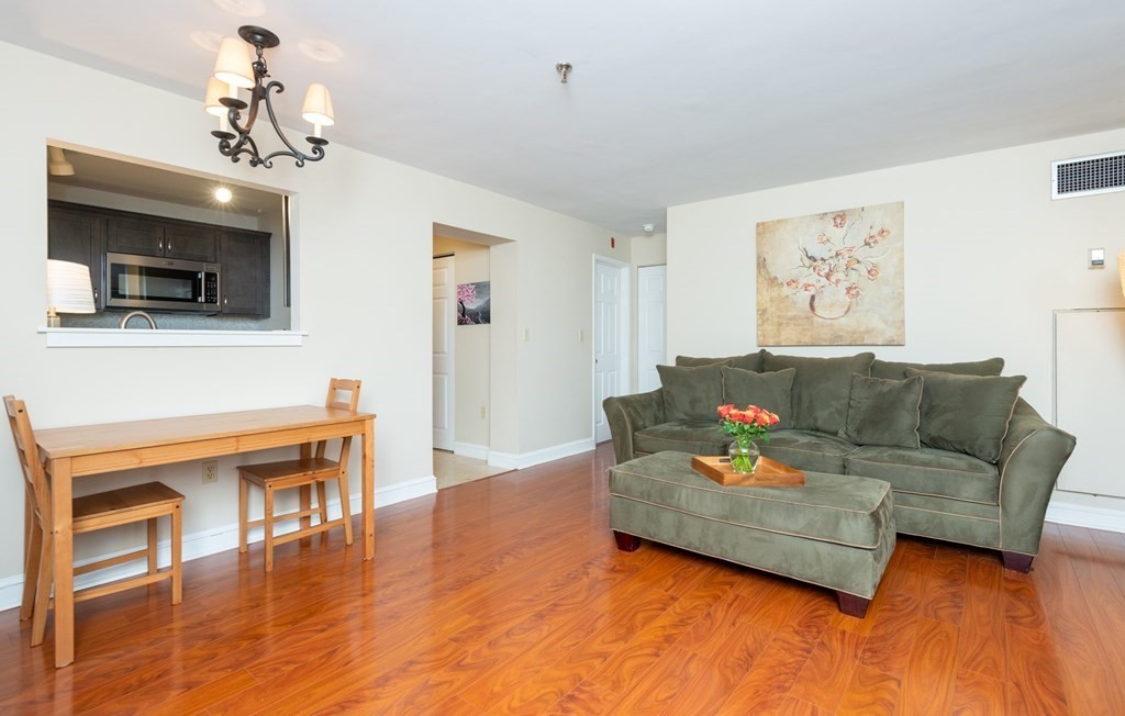 269 Cambridge Road, Unit 101 Woburn, MA 01801 - Photo 5 of 15 Gallery Image 5