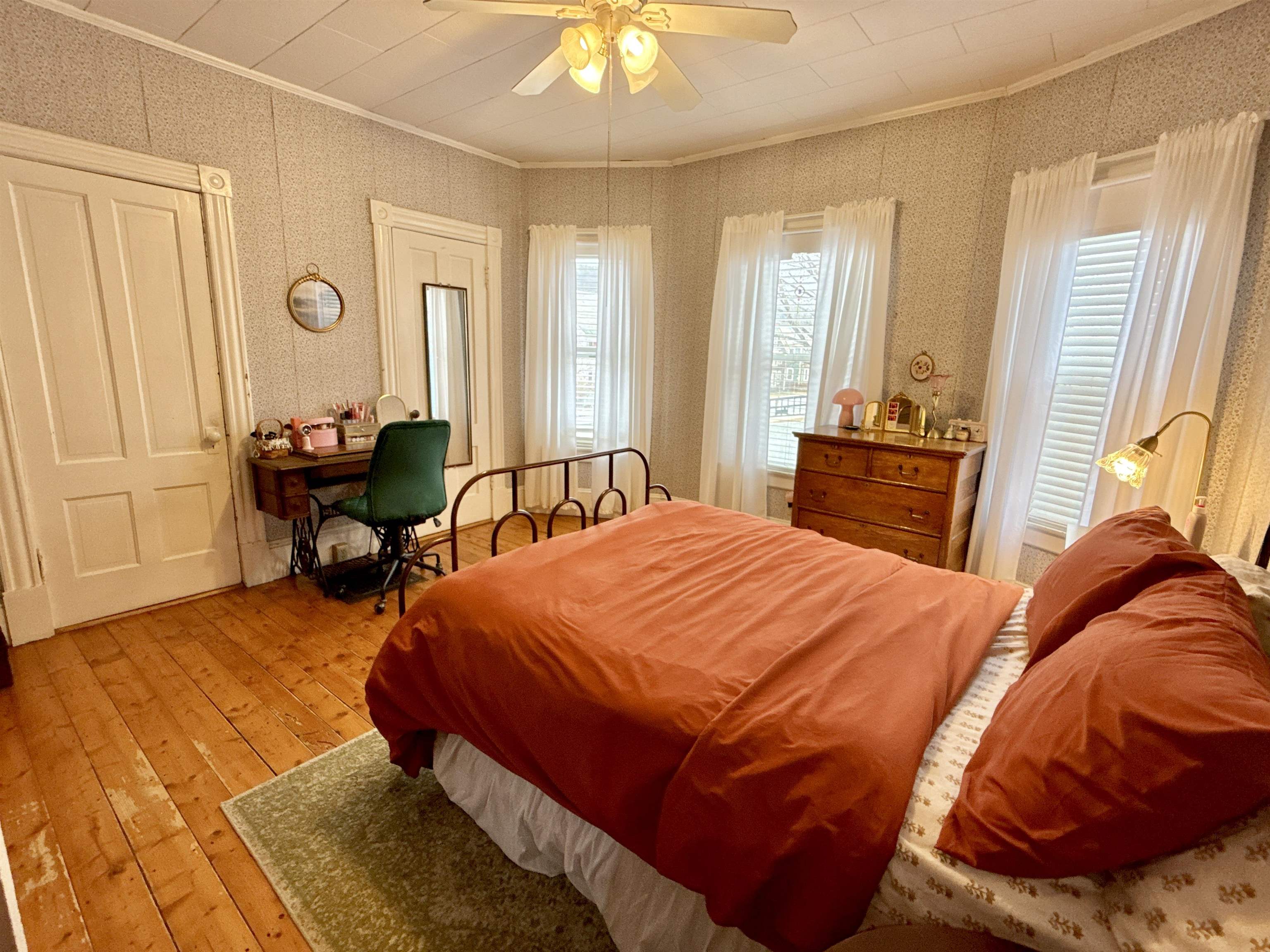 11 Green Street Rockingham, VT 05101 - Photo 16 of 60