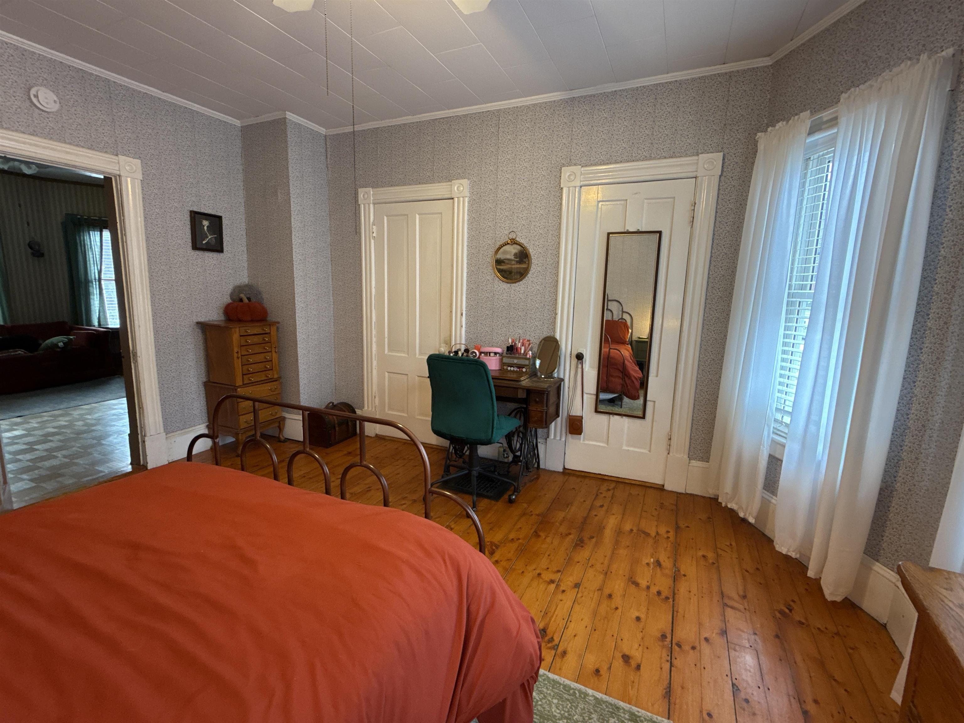 11 Green Street Rockingham, VT 05101 - Photo 17 of 60