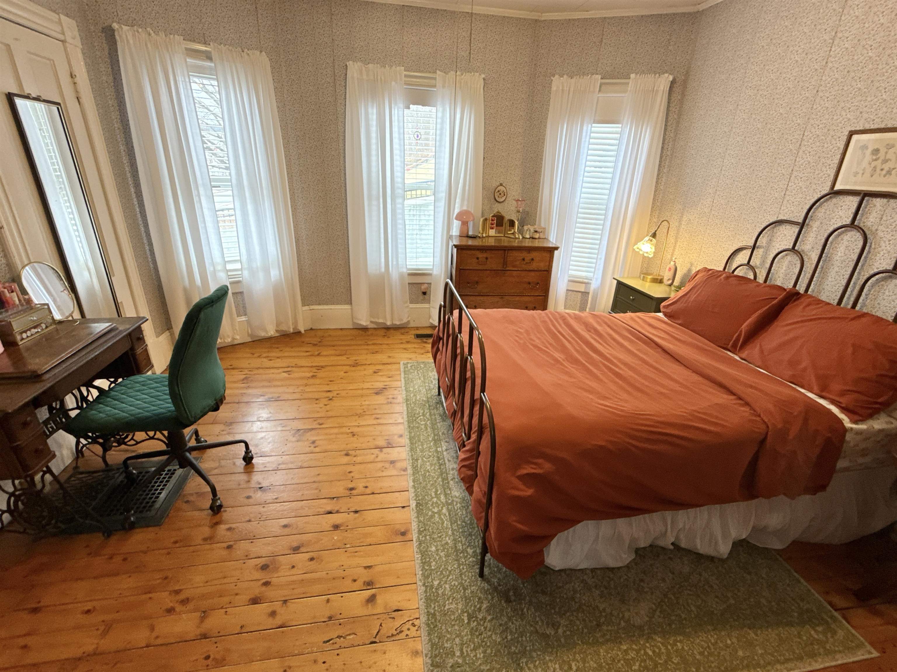 11 Green Street Rockingham, VT 05101 - Photo 18 of 60