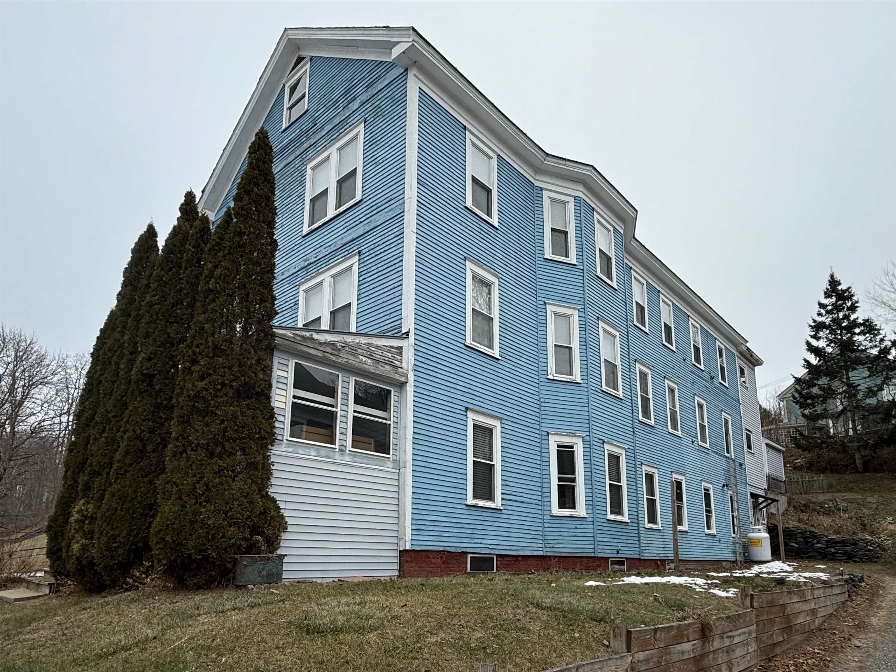 11 Green Street Rockingham, VT 05101 - Photo 2 of 60