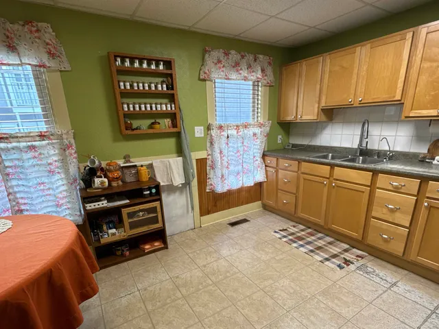 $349,000 | 11 Green Street, Rockingham, VT 05101