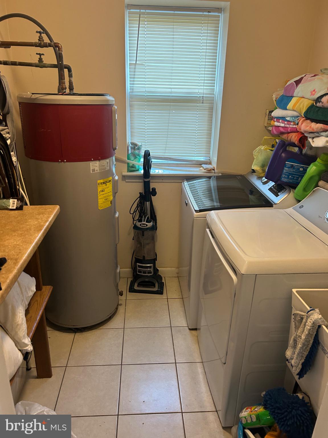 159 Planebrook Road Malvern, PA 19355 - Photo 14 of 30 a utility room with dryer and washer