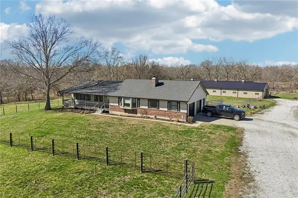 $749,000 | 26112 State Rte D, Cleveland, MO 64734