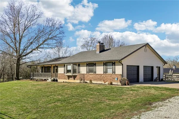 $749,000 | 26112 State Rte D, Cleveland, MO 64734