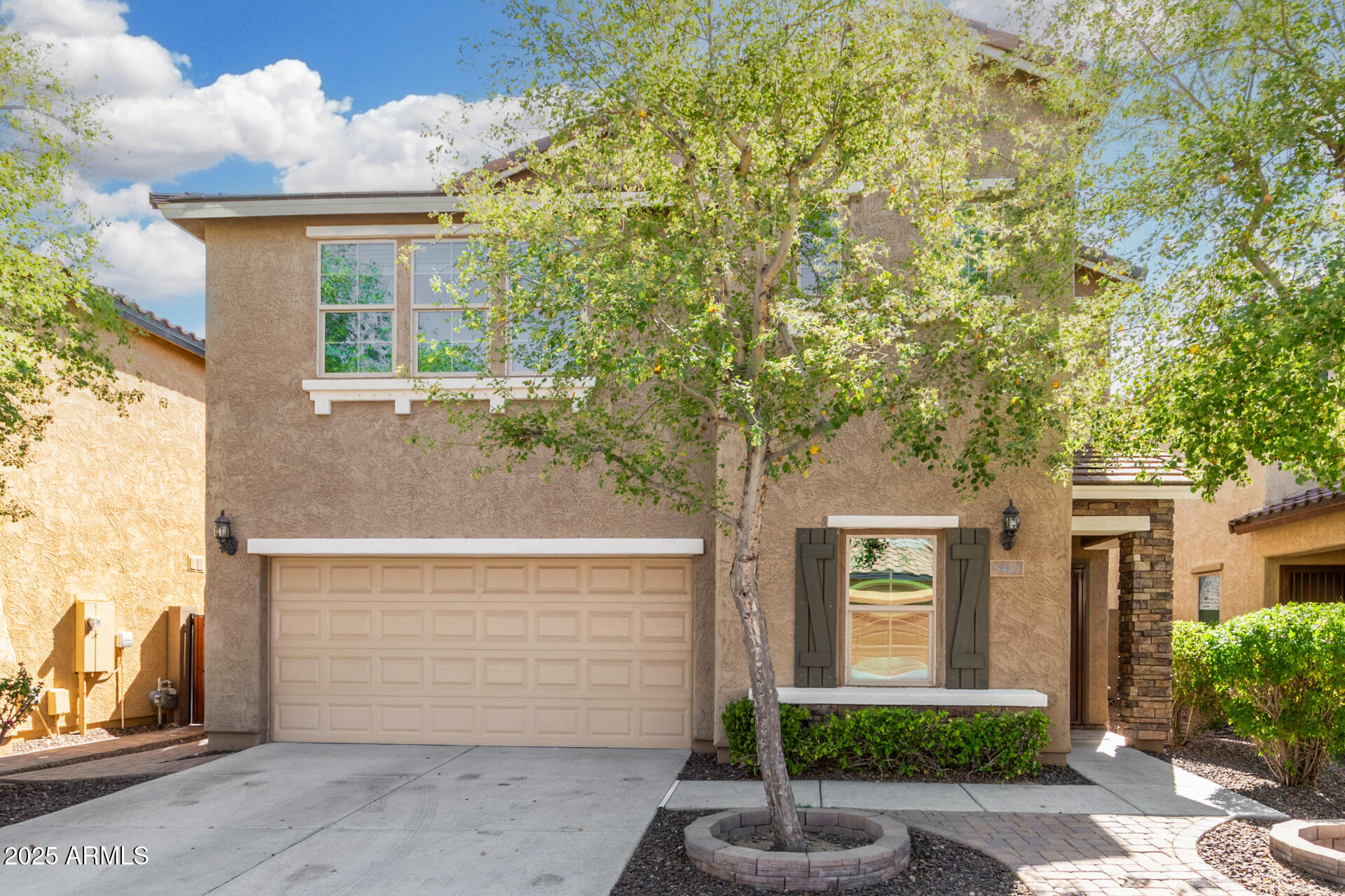 5423 West Yearling Road Phoenix, AZ 85083 - Photo 3 of 63 03 - Yearling