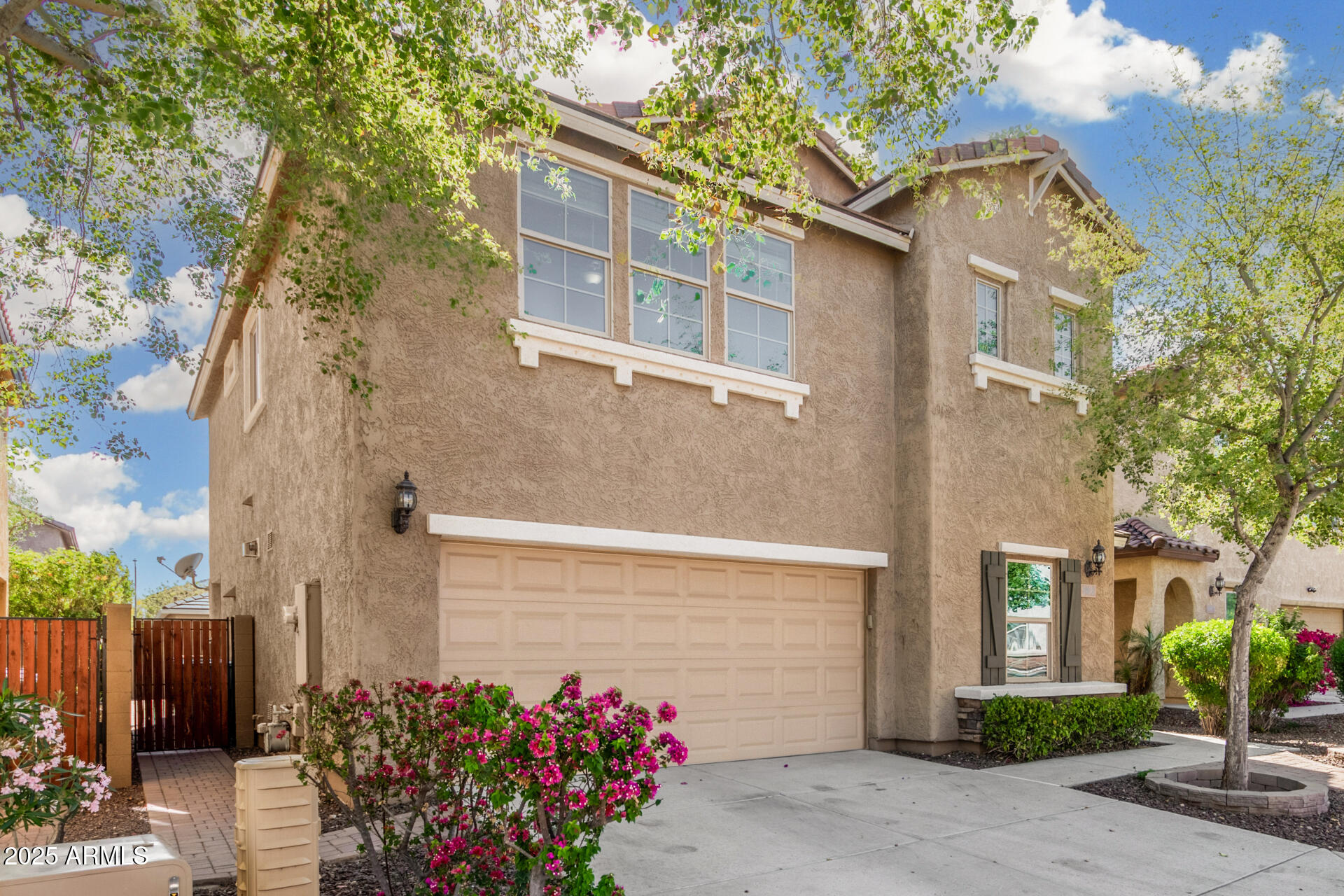 5423 West Yearling Road Phoenix, AZ 85083 - Photo 4 of 63 04 - Yearling
