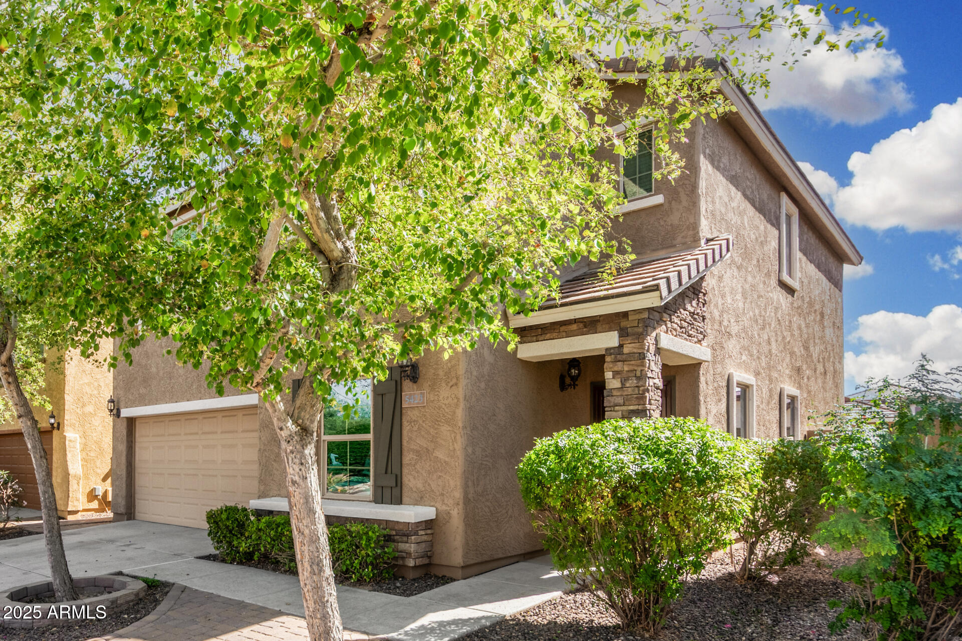 5423 West Yearling Road Phoenix, AZ 85083 - Photo 7 of 63 07 - Yearling