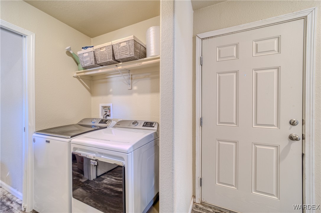 10747 South Paradise Trails Road Yucca, AZ 86438 - Photo 11 of 34 Laundry