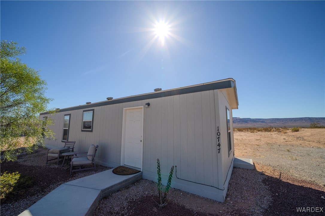 10747 South Paradise Trails Road Yucca, AZ 86438 - Photo 18 of 34 Front of Structure