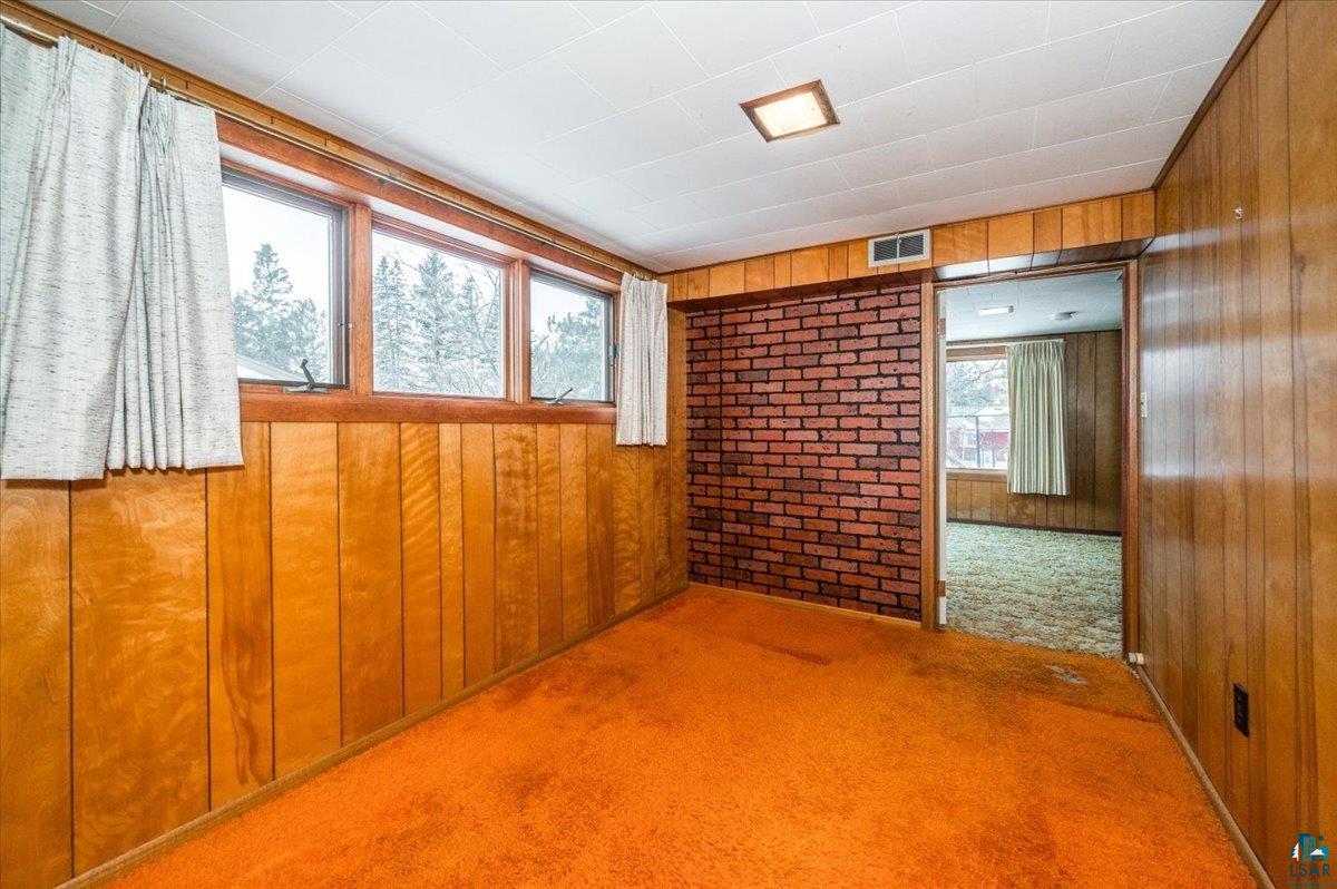 129 Artavia Street Duluth, MN 55811 - Photo 11 of 14