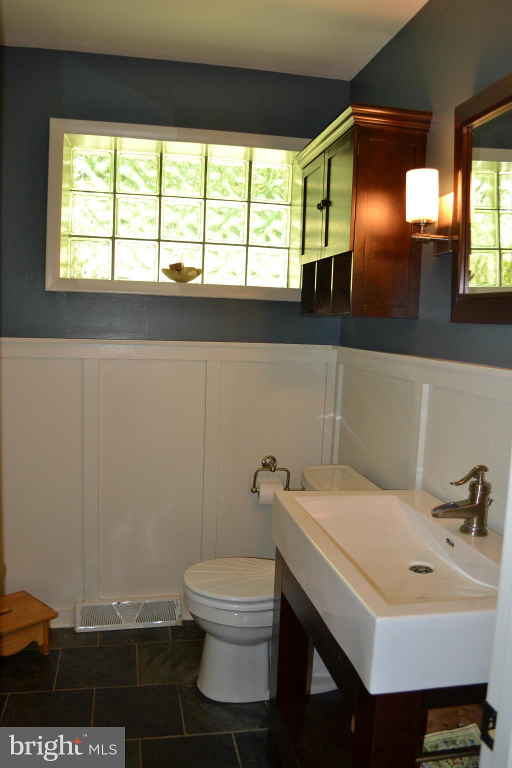5600 Patterson Road Baldwin, MD 21013 - Photo 16 of 21 Bath