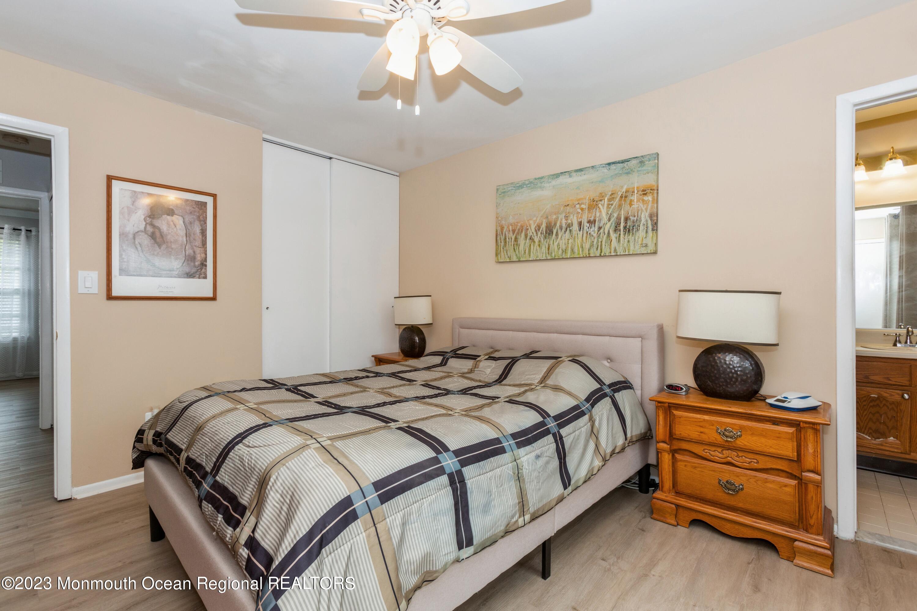 60 County Road, Unit G035 Cliffwood, NJ 07721 - Photo 16 of 25 16_60CountyRoadUnitG035_2021_HiRes