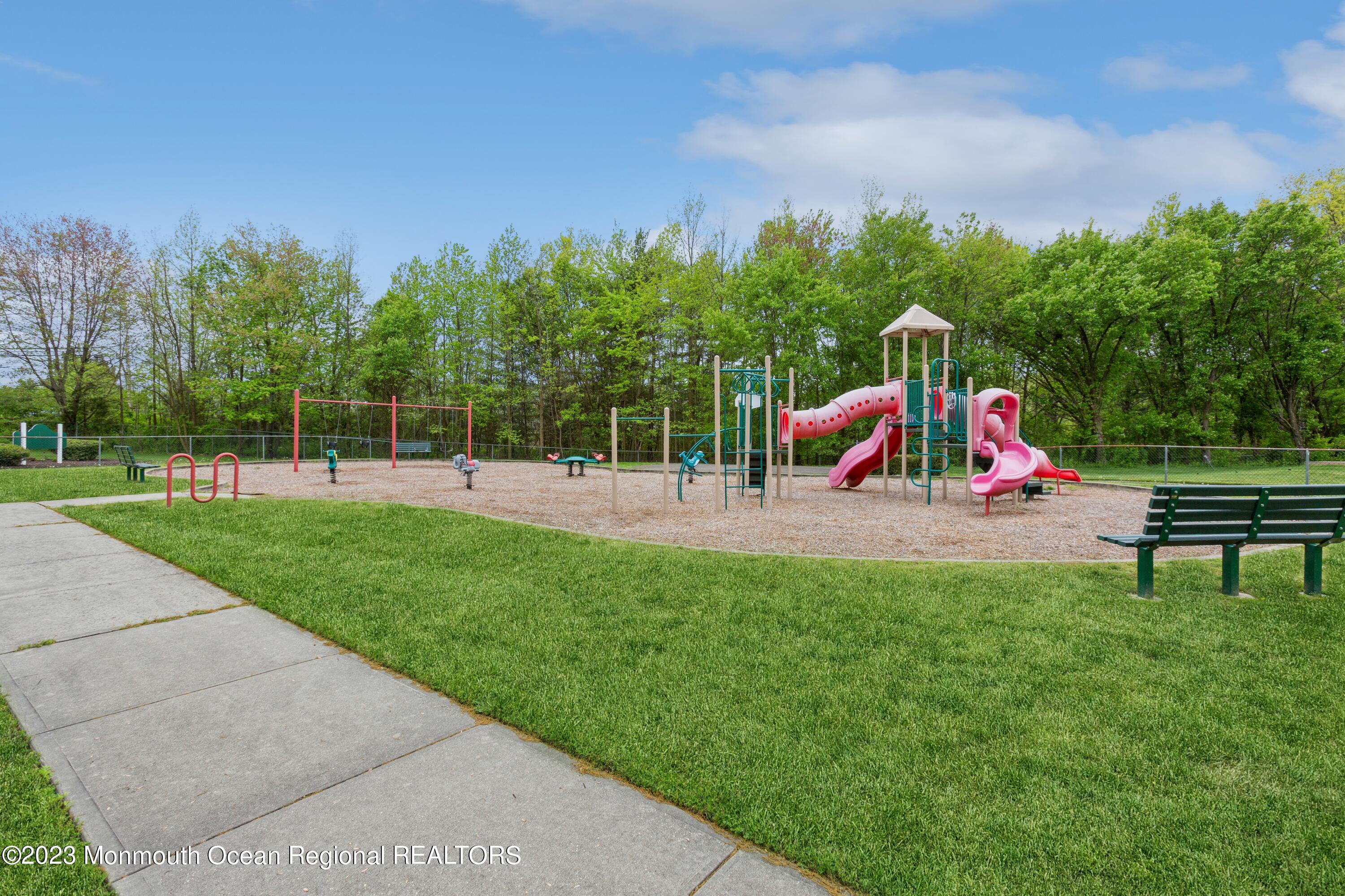 60 County Road, Unit G035 Cliffwood, NJ 07721 - Photo 25 of 25 25_60CountyRoadUnitG035_2025_HiRes