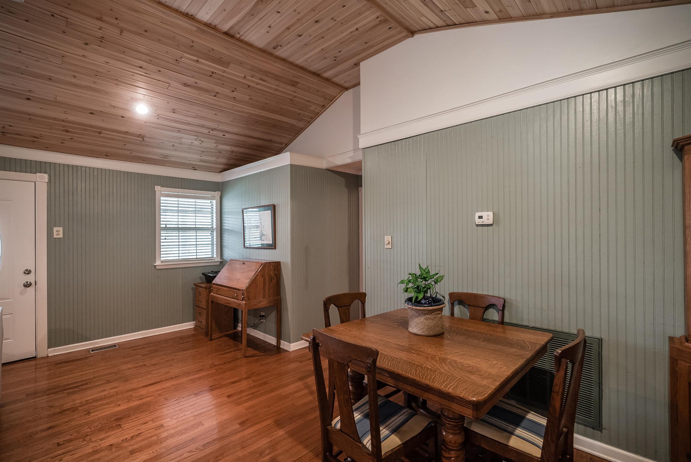 88 Canoe Branch Road Lebanon, TN 37087 - Photo 11 of 30 a view of a workspace with furniture and wooden floor