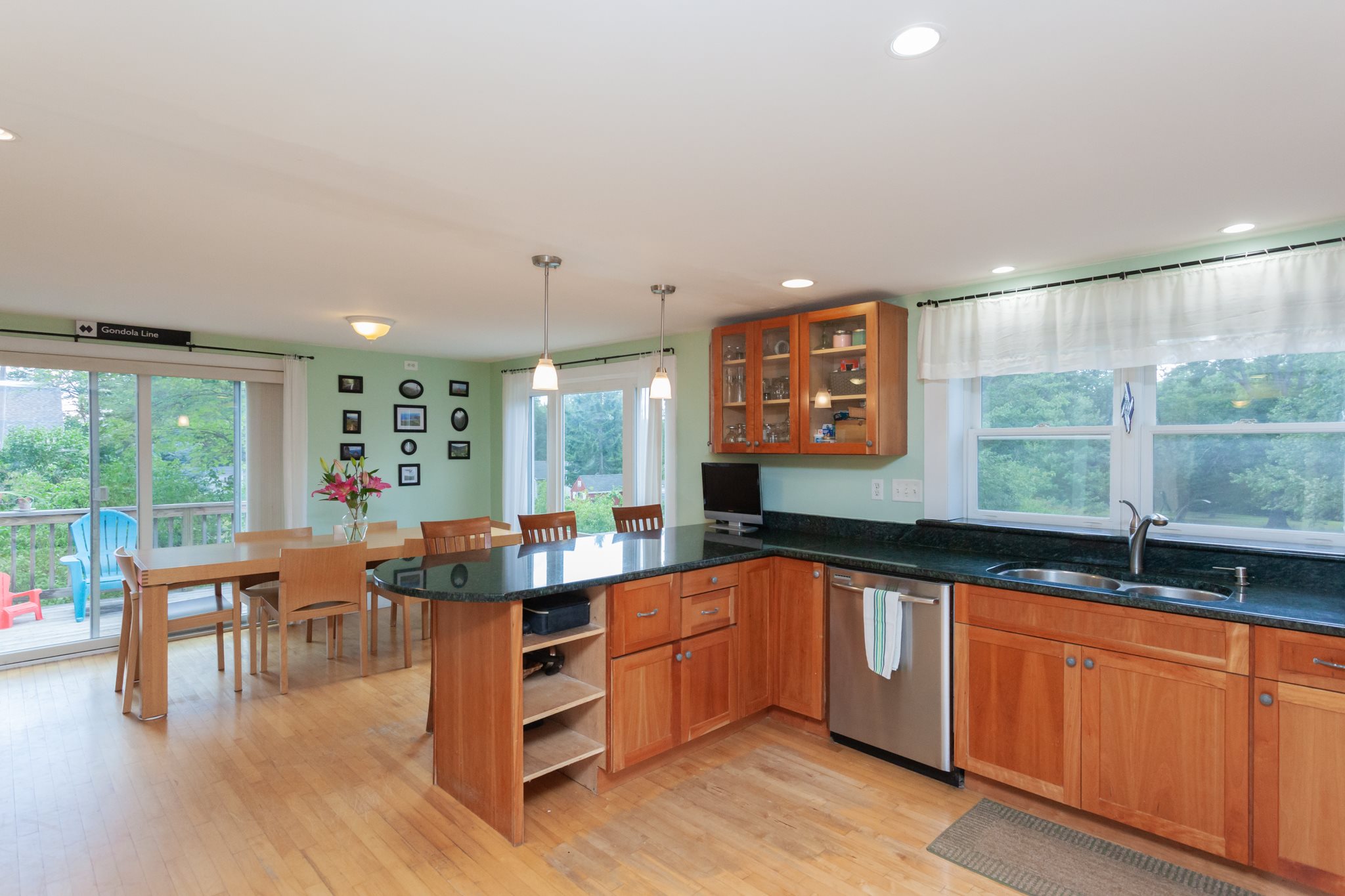 125 Fore Road Eliot, ME 03903 - Photo 8 of 39 Gallery Image 8