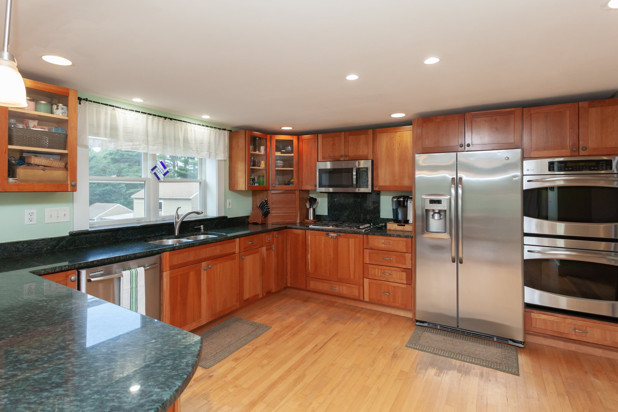 125 Fore Road Eliot, ME 03903 - Photo 9 of 39 Gallery Image 9