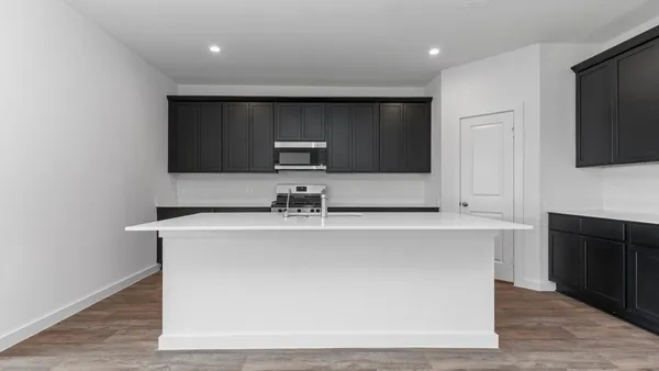 $419,990 | 6618 Kingfisher Lane, Beasley, TX 77417