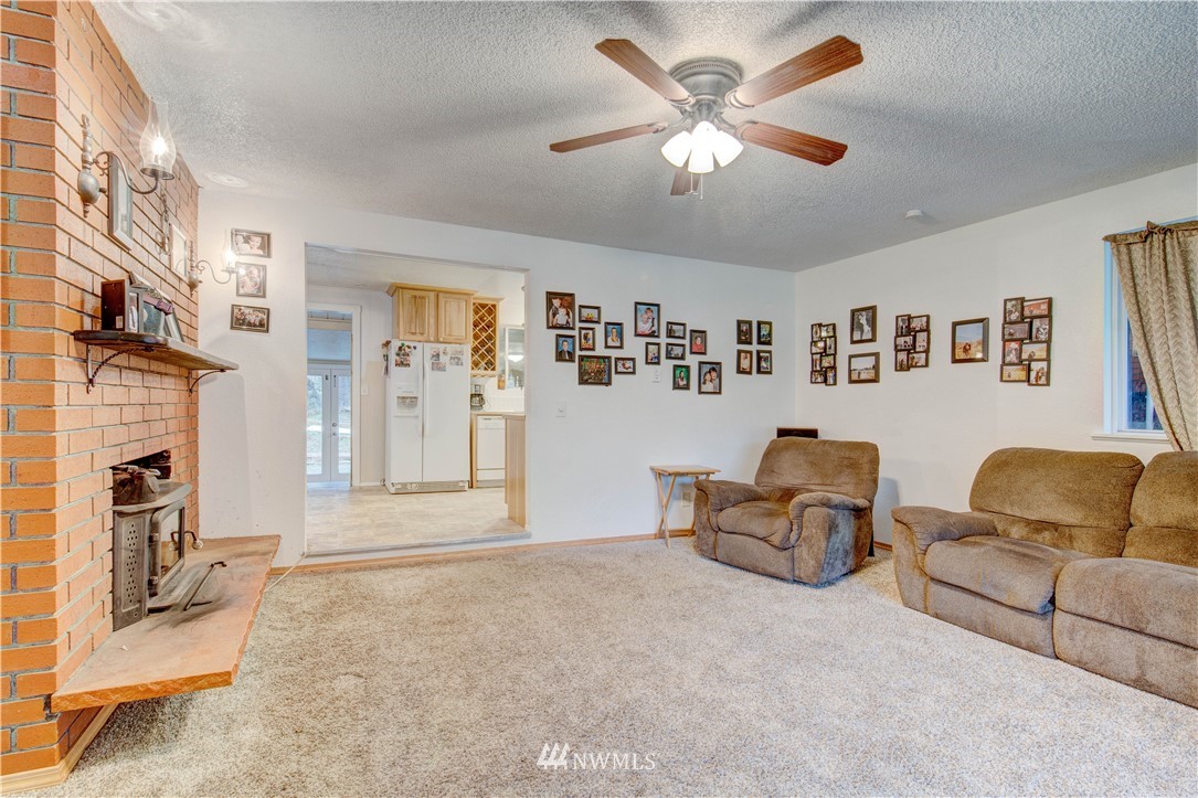 112 North Carpenter Road Snohomish, WA 98290 - Photo 4 of 11