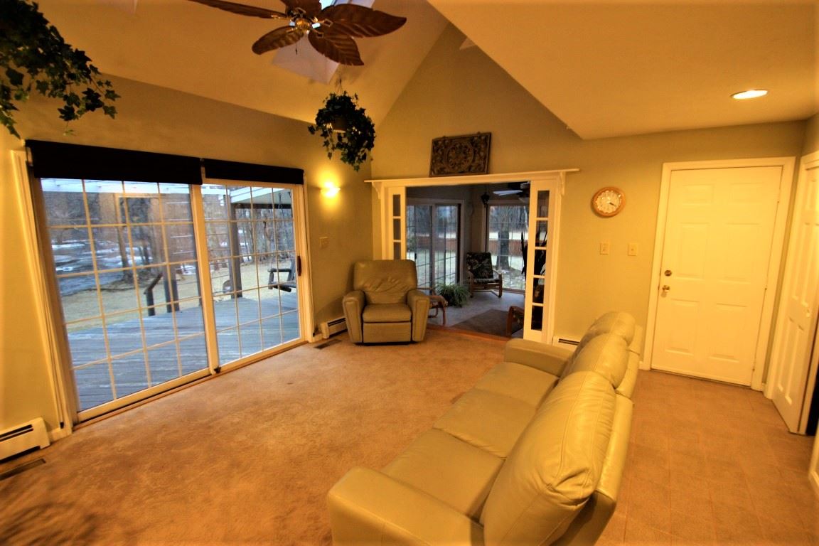 10 Riversedge Drive Salem, NH 03079 - Photo 5 of 15