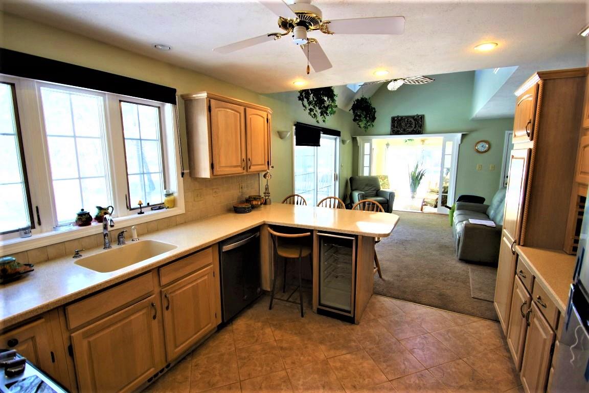 10 Riversedge Drive Salem, NH 03079 - Photo 8 of 15