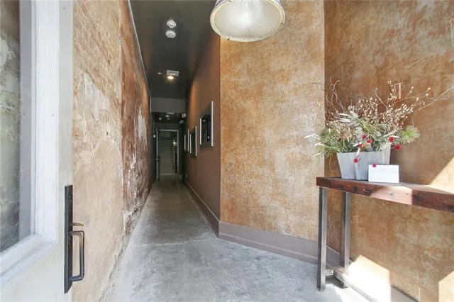 $2,995 | 309 Chartres Street, Unit F, New Orleans, LA 70130