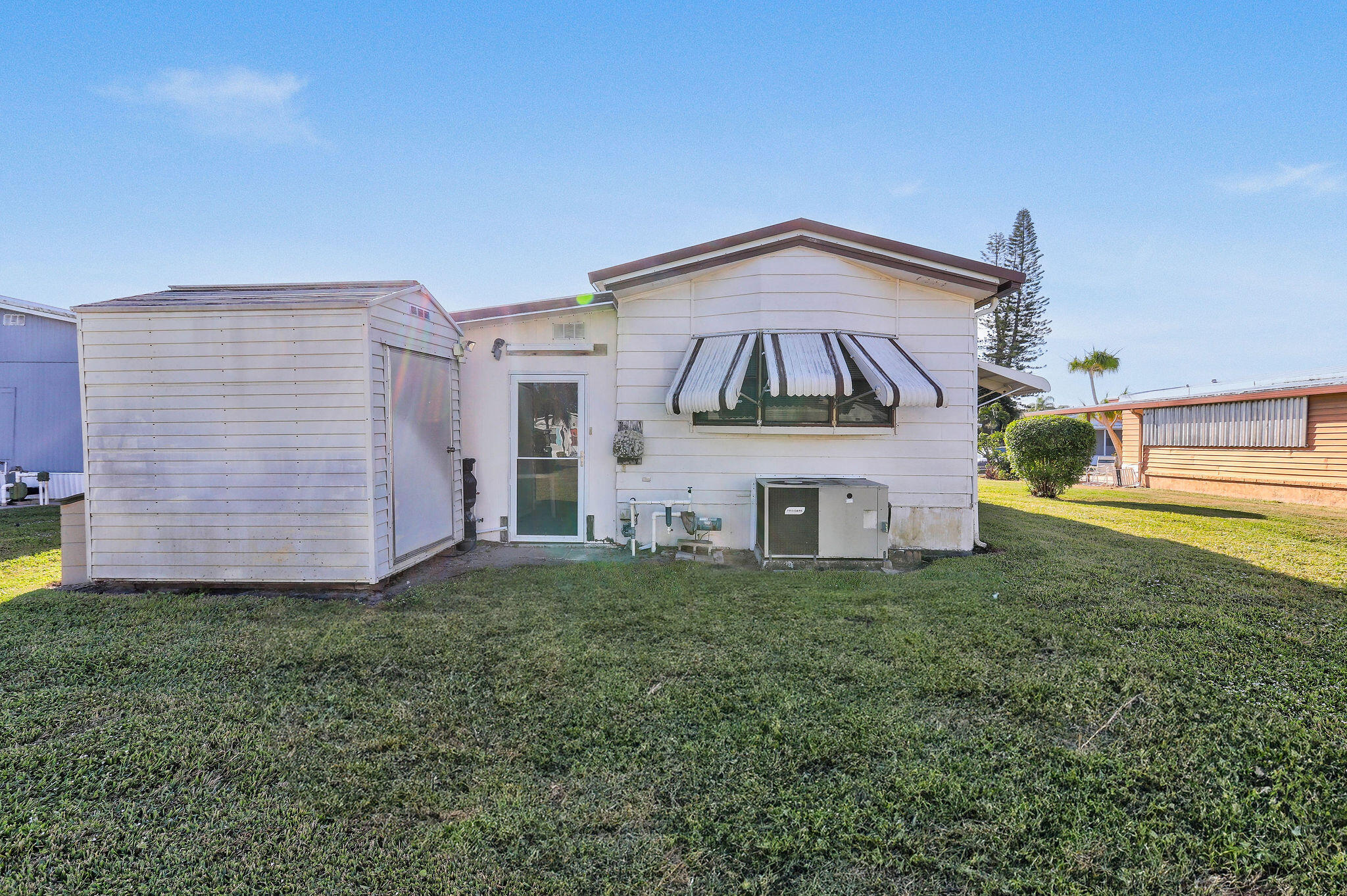 6919 Southeast Congress Street Hobe Sound, FL 33455 - Photo 28 of 42 6919SECongressSt(25)