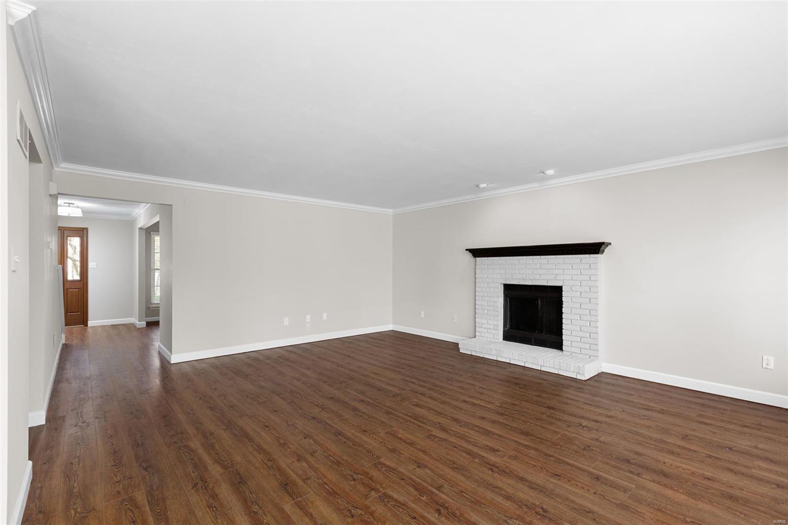 299 Windy Acres Estates Drive Ballwin, MO 63021 - Photo 9 of 44