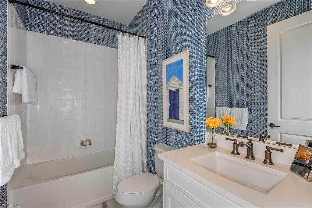 2119 Marquesa Circle Naples, FL 34112 - Photo 4 of 17