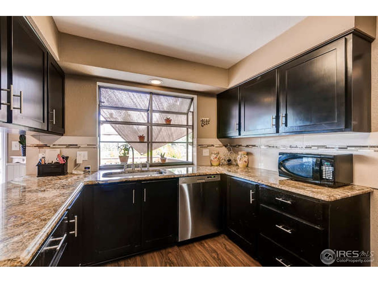 1943 Ridgewood Road Fort Collins, CO 80526 - Photo 9 of 28 Lots of Light